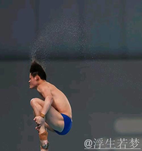 李亚杰与陈佳成功挺进女子1米板决赛